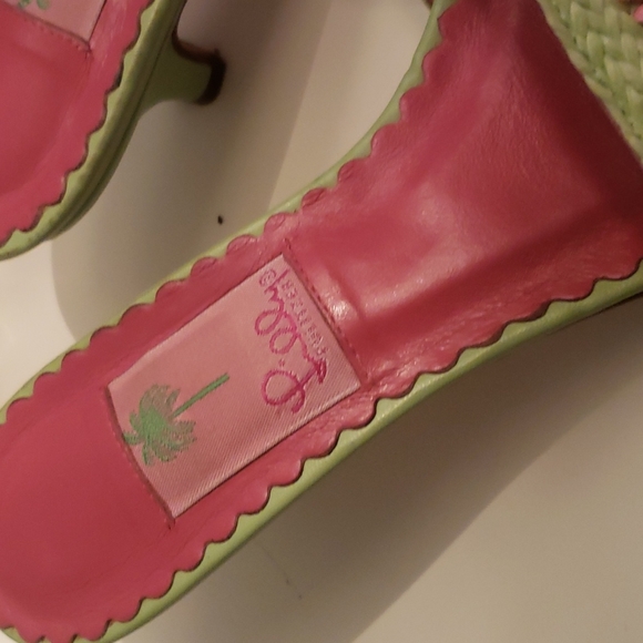 Shoes - Picture 3 of 4